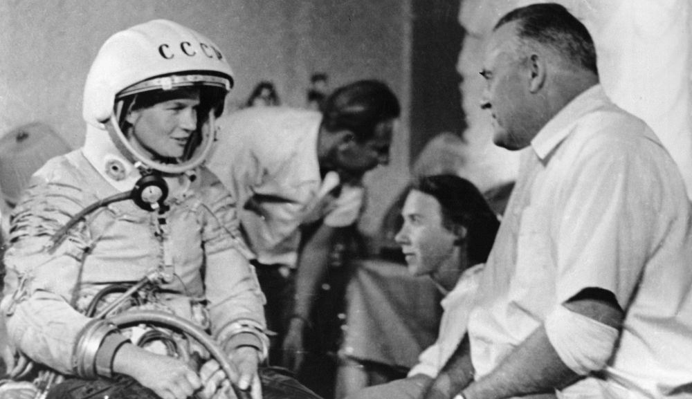 تصاویر : اولین زنی که پا به فضا گذاشت