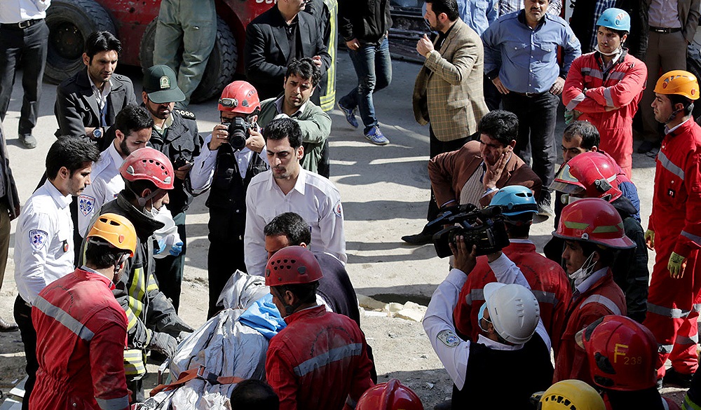 تصاویر : انفجار منزل مسکونی در بلوار طبرسی مشهد