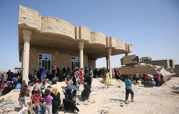 تصاویر : فرار مردم فلوجه از چنگال داعش