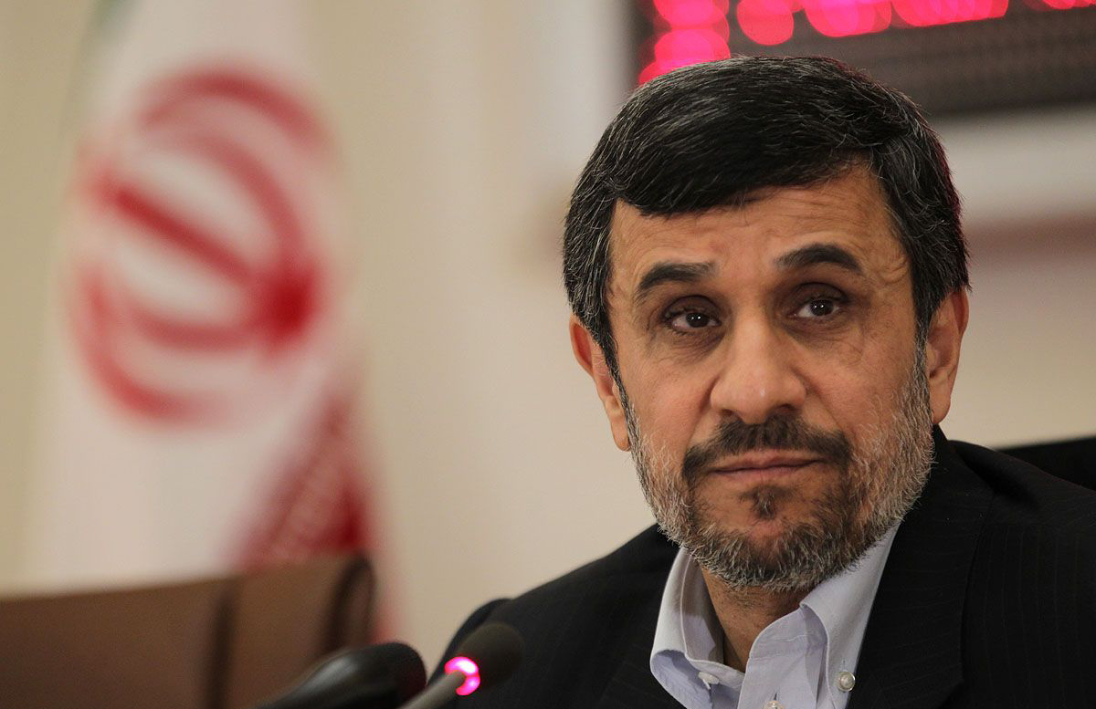 ويديو/ واكنش احمدی نژاد در برابر خروج ١٨میلیارد دلار از کشور