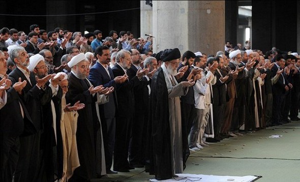تصاویر : نماز عید فطر به امامت رهبر معظم انقلاب