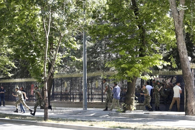 تصاوير: فرار سربازان ارتش ترکیه از پادگان‌‌ها