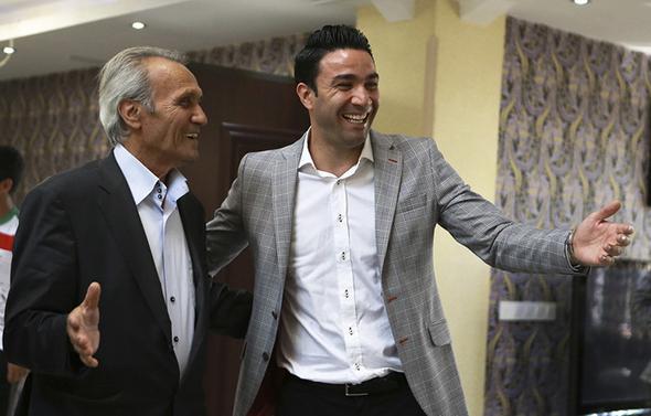 تصاویر : خداحافظی جواد نکونام از فوتبال
