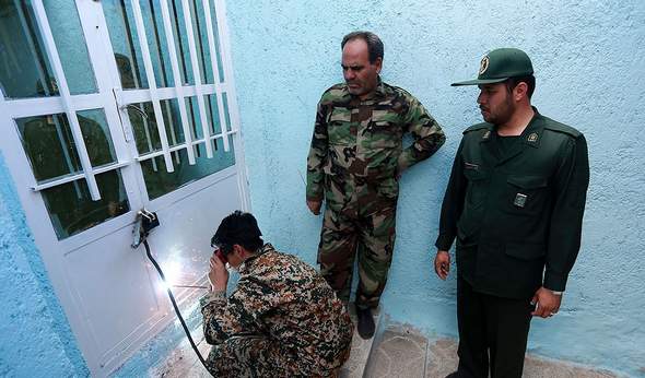 تصاویر : پلمپ مراکز فروش مواد مخدر در مشهد