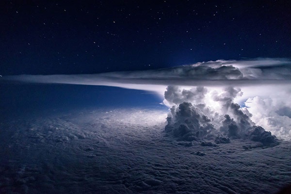 عکس خارق‌العاده از ابری غول‌پیکر