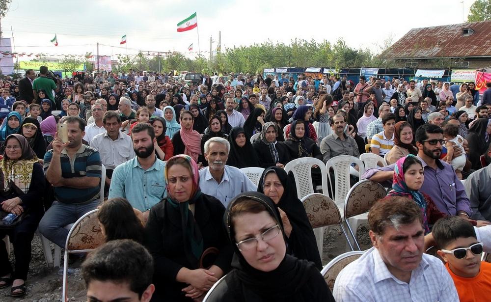تصاویر : جشنواره بادام زمینی در آستانه اشرفیه