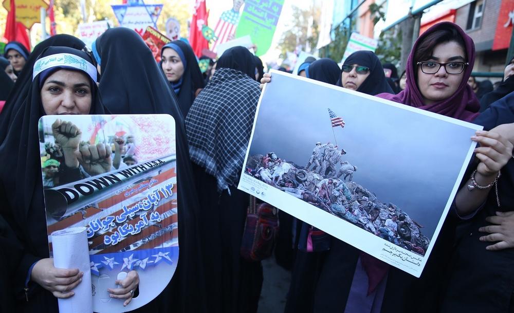 تصاویر : راهپیمایی 13 آبان در تهران