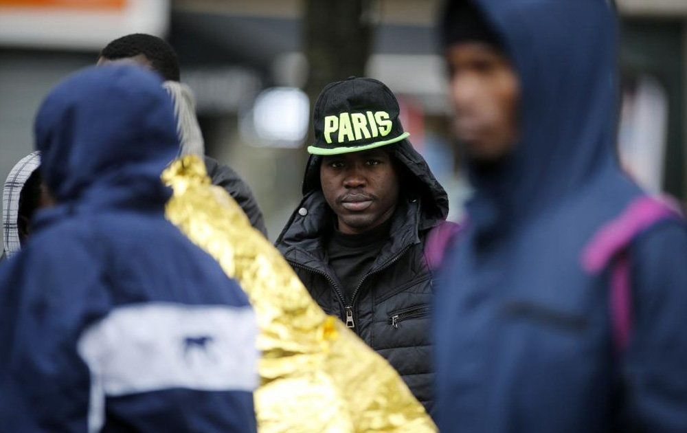 تصاویر : برچیدن چادر پناهجویان از خیابان های پاریس‎