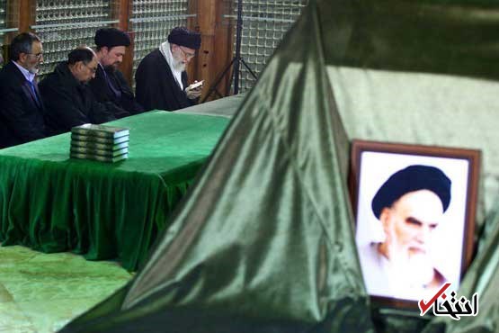 حضور رهبر معظم انقلاب بر سر مزار آیتالله هاشمی رفسنجانی +تصاویر حضور رهبر معظم انقلاب بر سر مزار آیتالله هاشمی رفسنجانی +تصاویر