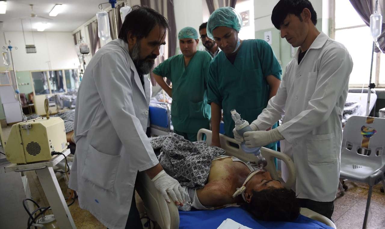 تصاویر : 8 کشته و 25 زخمی در حمله انتحاری کابل