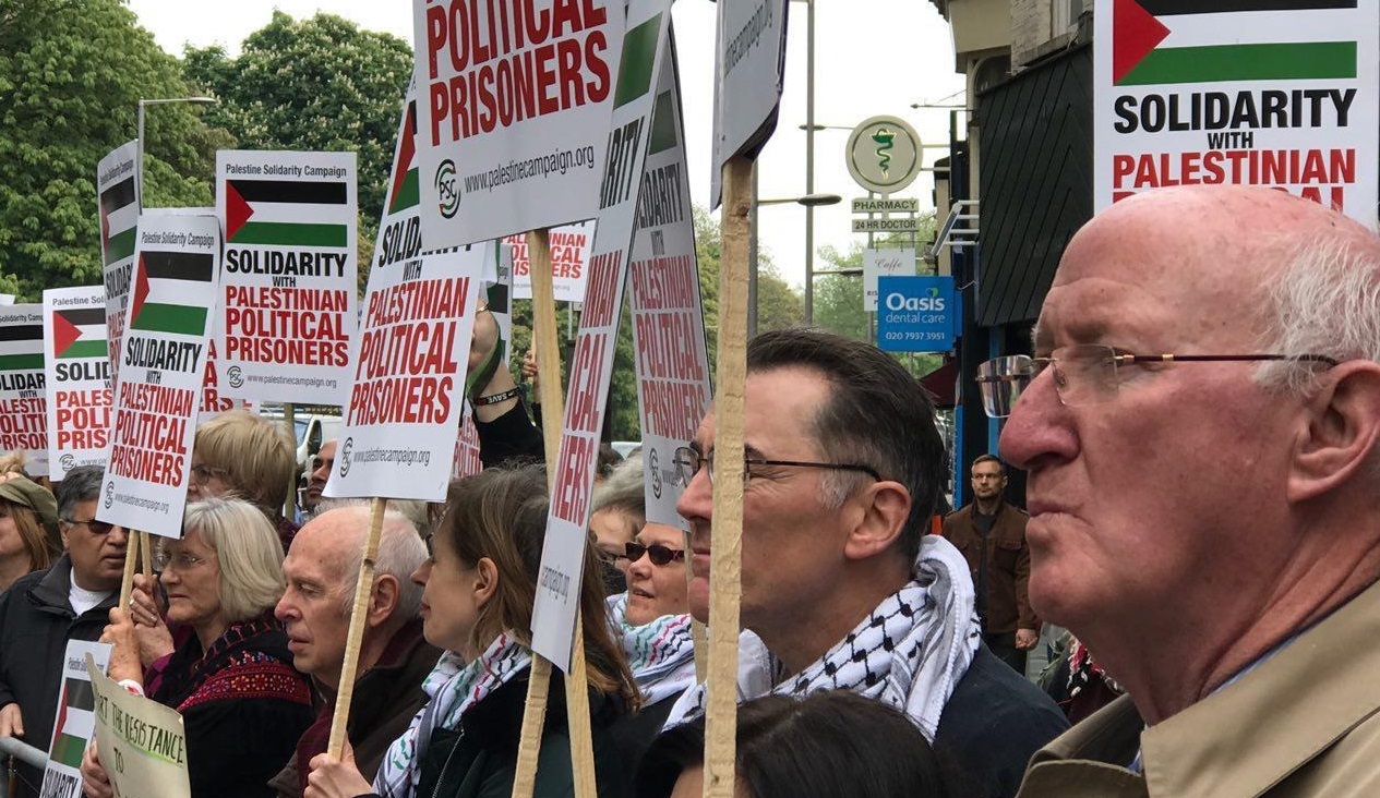 تصاویر : تجمع مقابل سفارت رژیم صهیونیستی در لندن