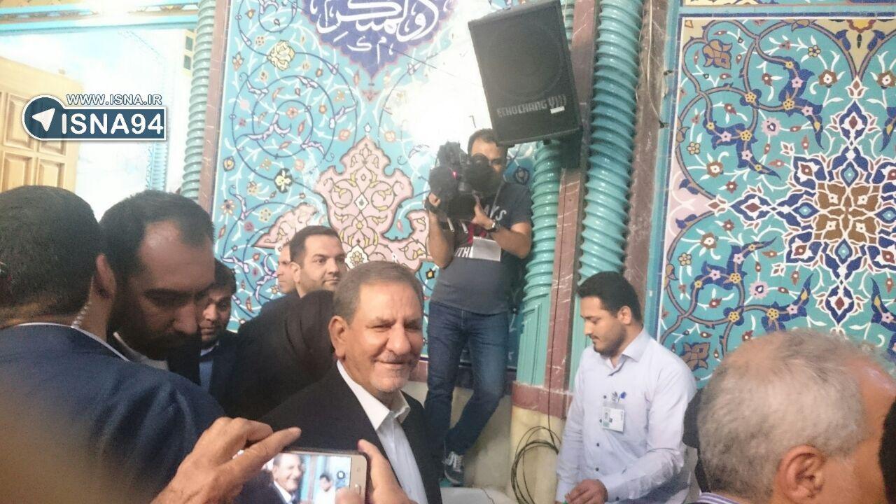 عکس/حضور جهانگیری در حسینیه ارشاد