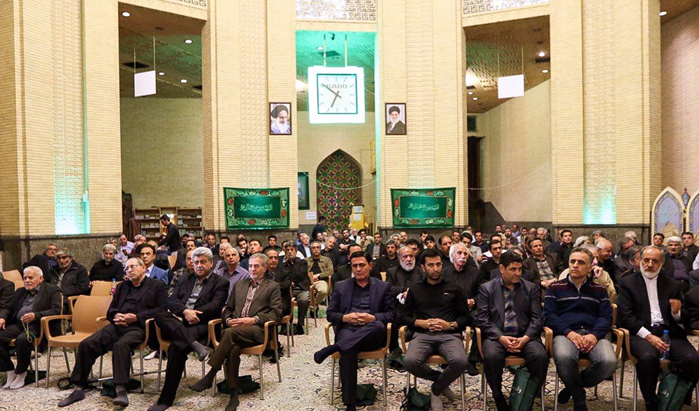 تصاویر : هنرمندان در مراسم ترحیم والده 