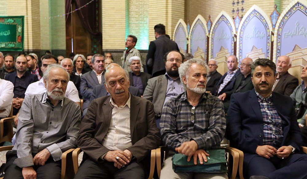 تصاویر : هنرمندان در مراسم ترحیم والده 