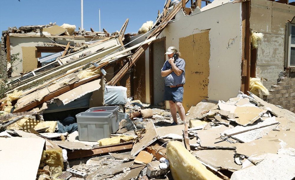 تصاویر : خسارات طوفان در ایالت های مرکزی آمریکا