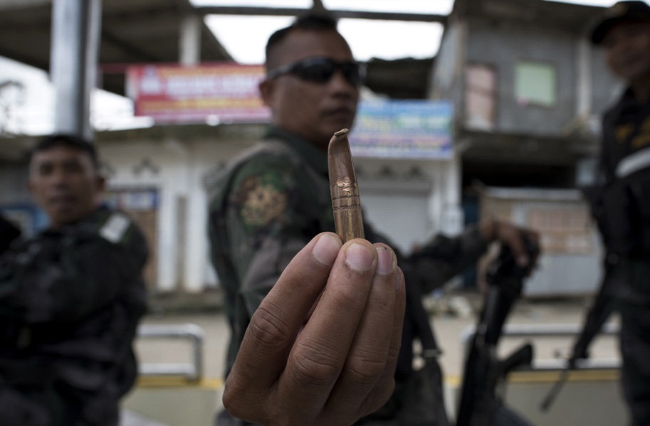 تصاویر : مبارزه با داعش در فیلیپین‎