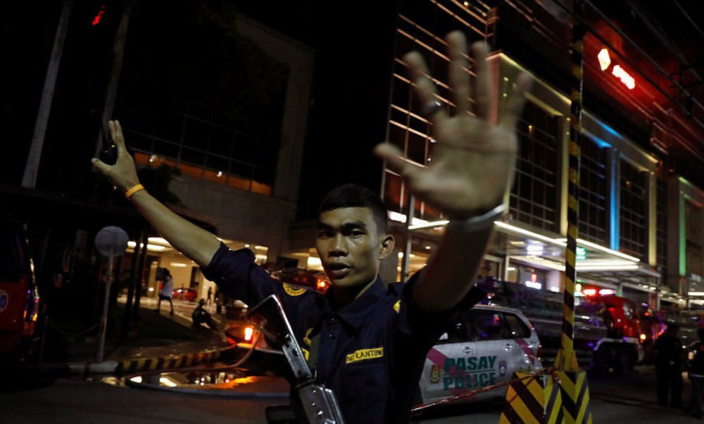 تصاویر : سرقت مسلحانه در مانیل‎