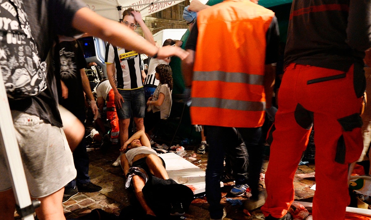 تصاویر : 600 تن زخمی بر اثر ازدحام جمعیت در تورین ایتالیا