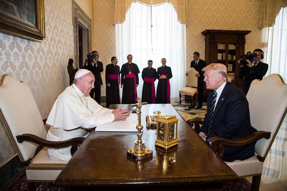 تصویری‌از دیدار دوجانبه پاپ فرانسیس و ترامپ