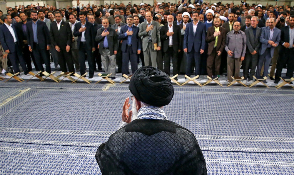 تصاویر : محفل انس با قرآن کریم در حسینیه امام خمینی(ره)با حضور رهبر معظم انقلاب