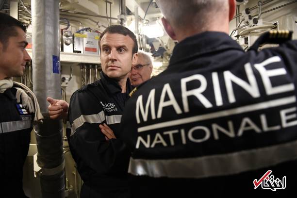 تصاویر : فرود رییس جمهور فرانسه روی زیردریایی اتمی!
