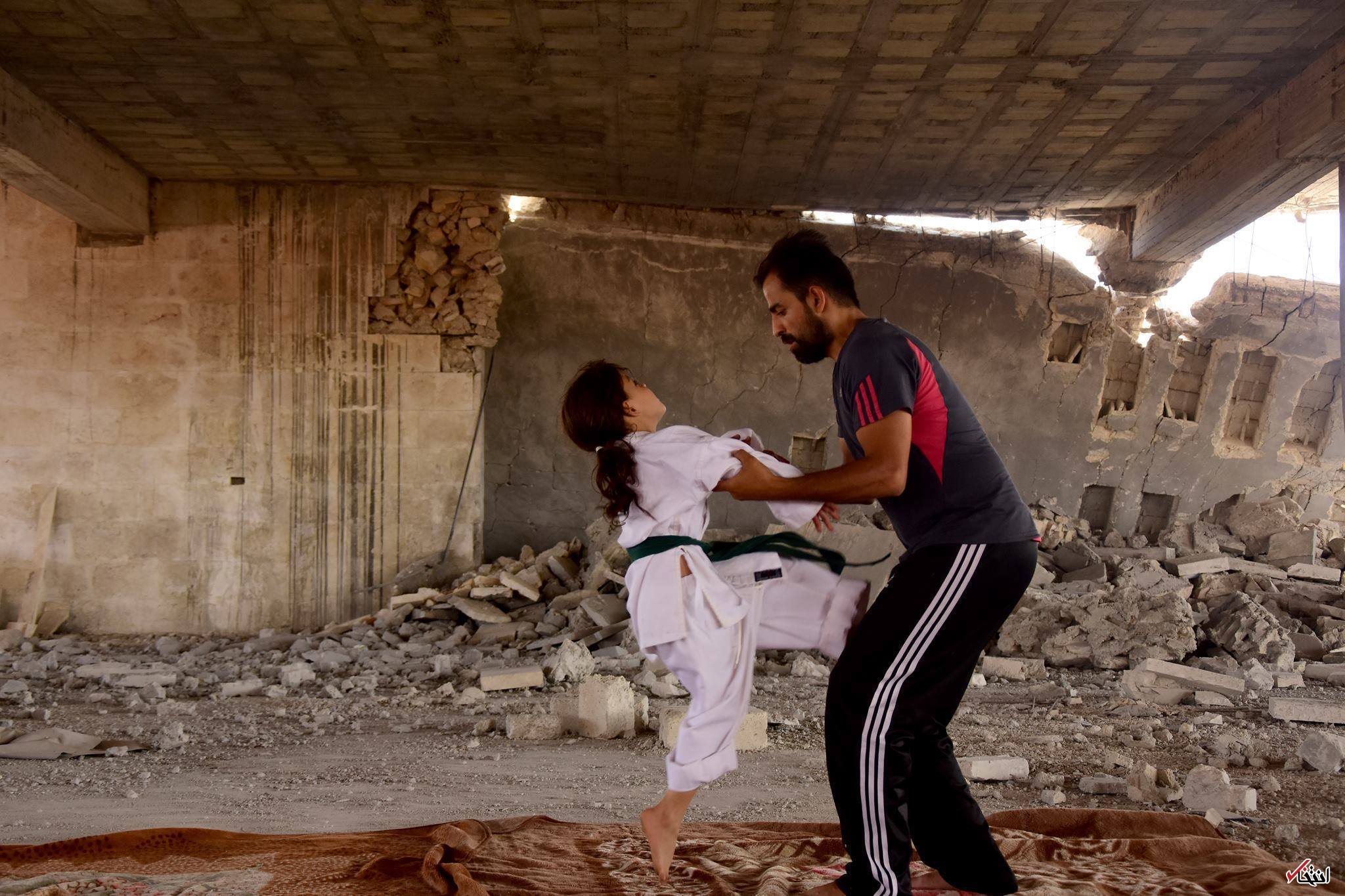 تصاویر: رویای قهرمانی دختری در میان خرابه‌های حلب