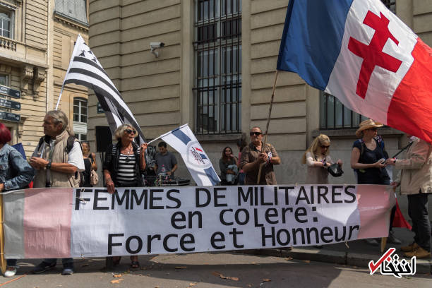 تصاویر : تظاهرات همسران عصبانی نظامیان فرانسوی