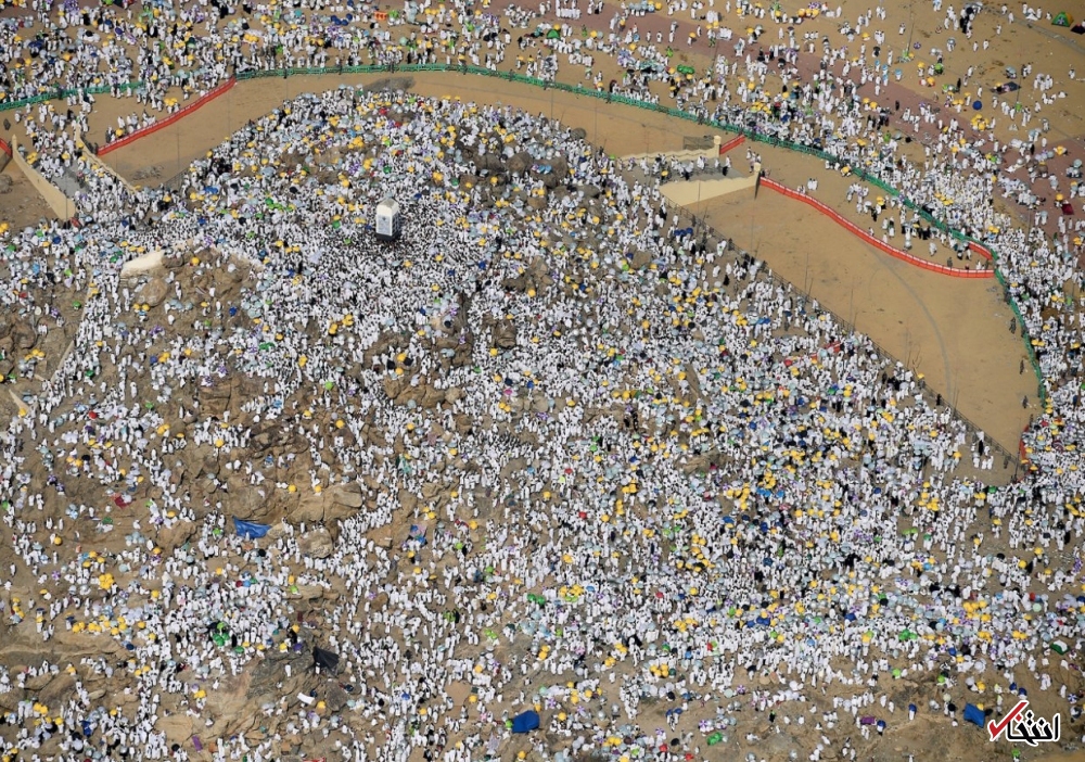 تصاویر هوایی از وقوف دو میلیون حاجی در عرفات