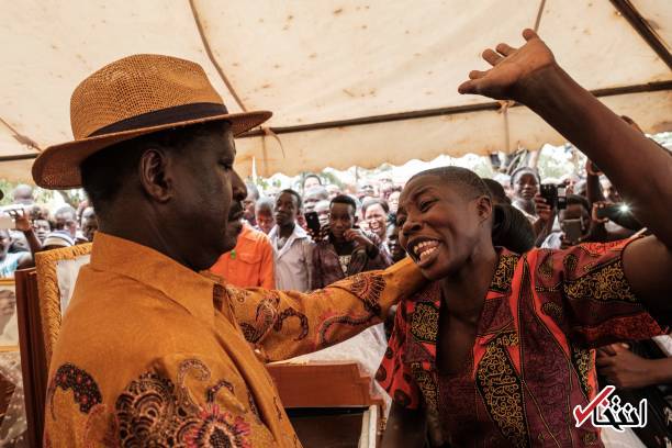 عکس/ رهبر اپوزیسیون کنیا در میان خیل عظیم هواداران