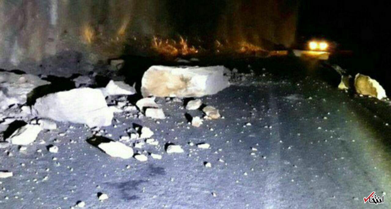 فوری/ وقوع زلزله 7.3 ریشتری در کرمانشاه /  زلزله‌ 7.2 ریشتری در سلیمانیه عراق / کانون زمین لرزه عراق است / زمین لرزه اصلی تمام شده است/ پس لرزه ها ادامه دارد / تعدادی مجروح در «قصرشیرین» زیرآوار هستند / برق کلیه روستاهای اطراف قصرشیرین و کرمانشاه قطع شده / تاکنون 6 نفر جان باخته اند / گسل ها فعال نیستند؛ مردم به شایعات توجه نکنند +فیلم و تصاویر / جزئیات زلزله در نقاط مختلف ایران و تهران