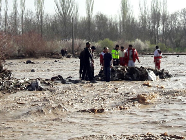 سیل در تبریز گزارش نشده/ امدادرسانی به ۳۸ خانوار در پی آب‌گرفتگی