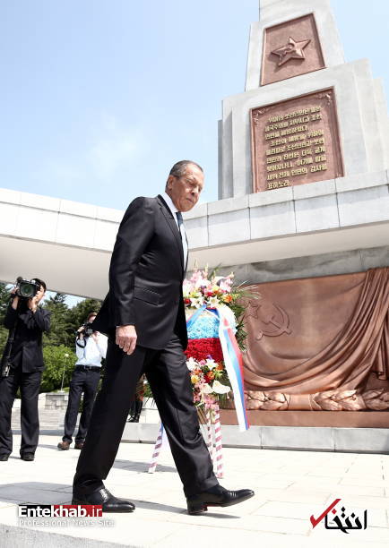 تصاویر : ادای احترام لاوروف به رهبران فقید کره شمالی