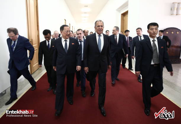 تصاویر : ادای احترام لاوروف به رهبران فقید کره شمالی