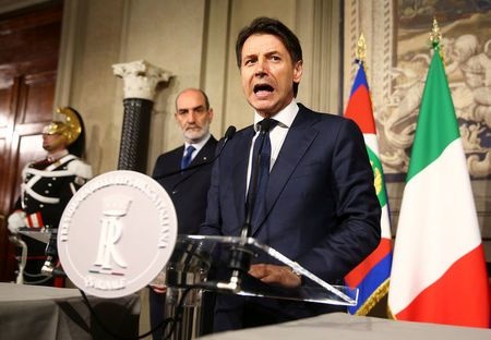 نخست‌وزیر ایتالیا از تشکیل دولت منصرف شد