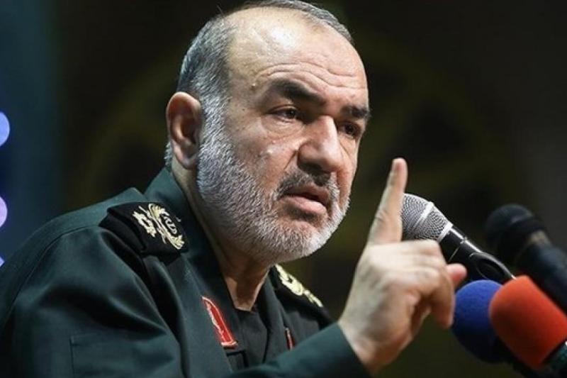 جانشین فرمانده کل سپاه پاسداران:توسعه موشکی ایران متوقف نمی شود
