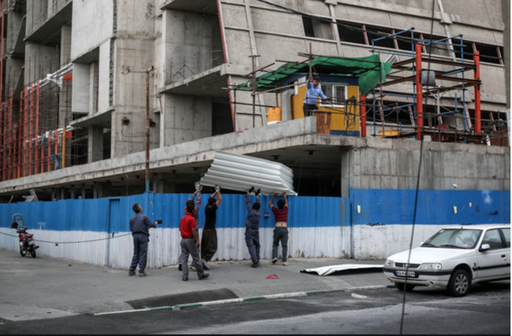سخنگوی اورژانس تهران: انتقال 4 نفر به بیمارستان بر اثر توفان در تهران/ 52 نفر مصدوم شدند