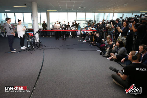 عکس/ مرخص شدن نخست وزیر نیوزیلند پس از زایمان