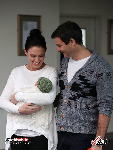 عکس/ مرخص شدن نخست وزیر نیوزیلند پس از زایمان