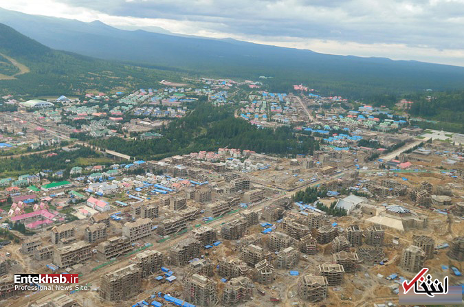 تصاویر : رهبر کره شمالی و همسرش در سرزمین پدری