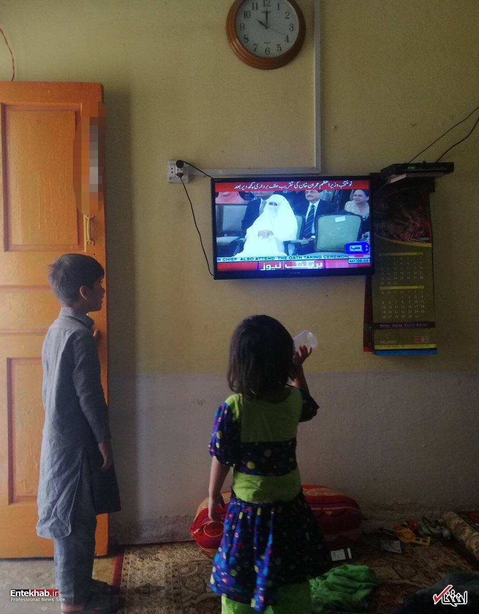 عکس/ پوشش همسر عمران نخست وزیر پاکستان در مراسم تحلیف