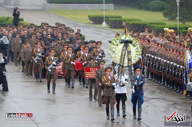 تصاویر : کیم جونگ اون در مراسم تشییع