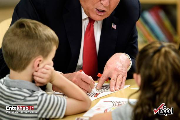 تصاویر : ترامپ و همسرش در بیمارستان کودکان