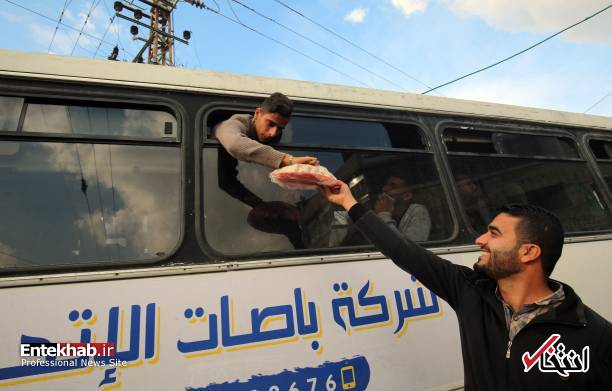 عکس/ شادمانی مردم فلسطین از استعفای وزیر جنگ اسرائیل