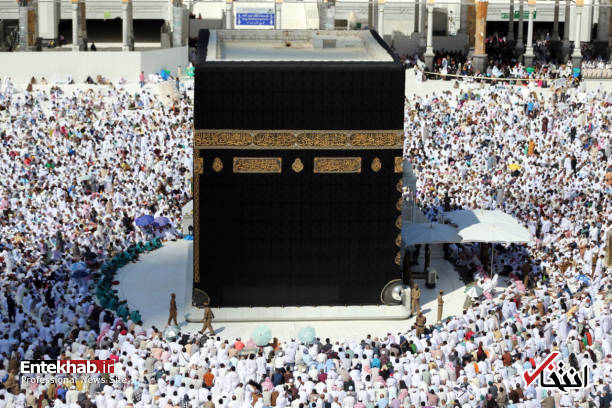 عکس/ اقامه نماز غایب بر جمال خاشقجی در مکه