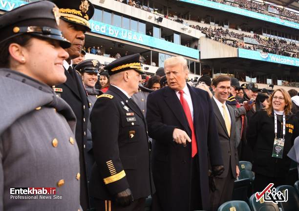 تصاویر : دونالد ترامپ در حاشیه مسابقه فوتبال آمریکایی