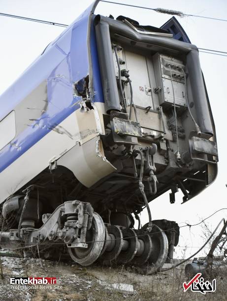 عکس/ خروج قطار سریع السیر کره جنوبی از ریل