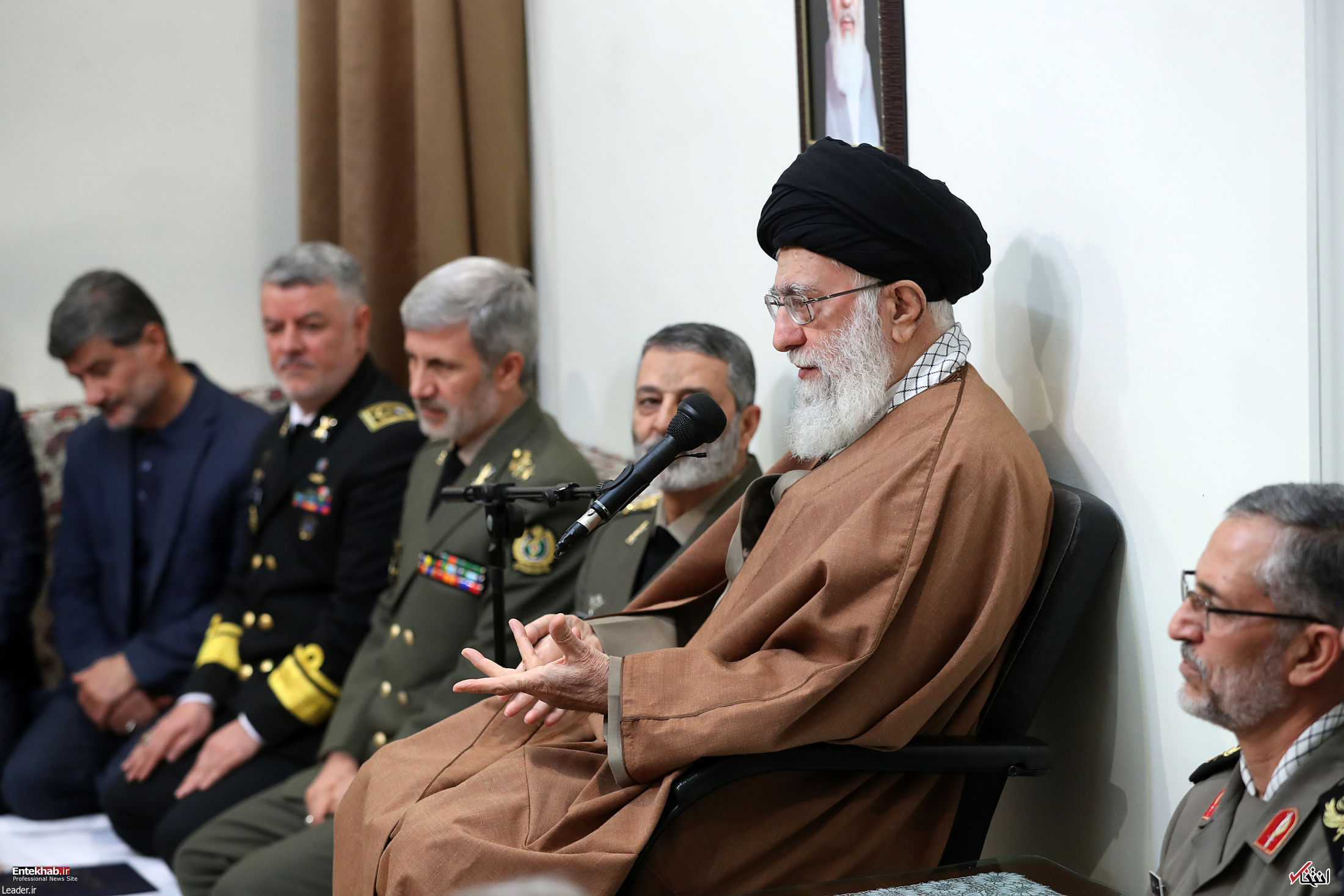 عکس/ دیدار فرماندهان و مسئولان نیروی دریایی ارتش با رهبر انقلاب