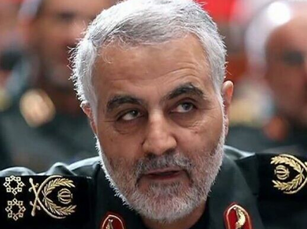 سردار قاسم سلیمانی از ۲۴ ساعت قبل تحت نظر آمریکاییها بود / سه موشک شلیک شد؛ دو موشک اول به خودرو سردار سلیمانی برخورد نکرد؛ اما سومی به او اصابت کرد +جزییات ادعایی از آخرین ساعات زندگی سردار سلیمانی