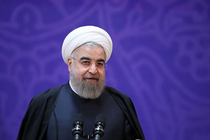 روحانی: همانگونه که در جنگ 8 ساله، اختیارات ویژه‌ای را از امام گرفته و جنگ را اداره کردیم، امروز هم به چنین اختیاراتی نیاز داریم