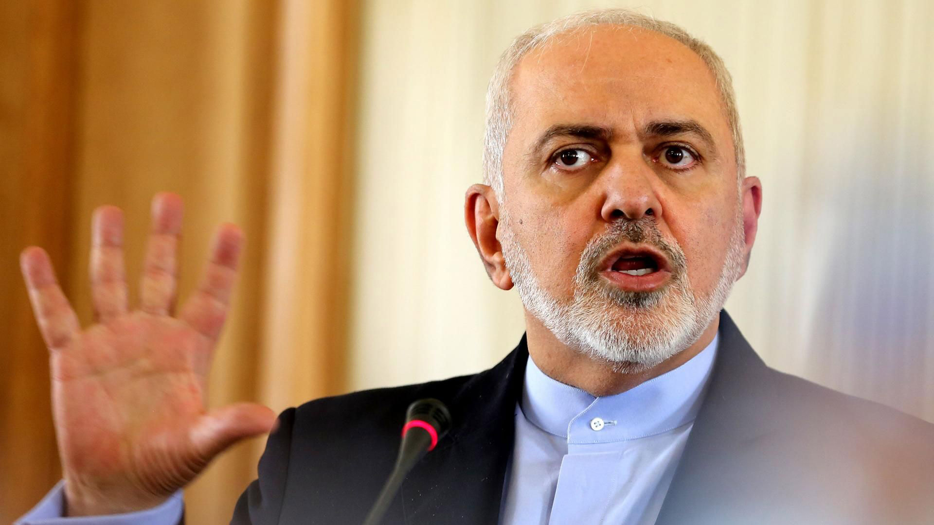 ظریف خطاب به ترامپ: جنگ کوتاه با ایران یک توهم است؛ هر کسی جنگ را آغاز کند پایان دهنده آن نخواهد بود/ مذاکره و تهدید بصورت توامان کارایی ندارد